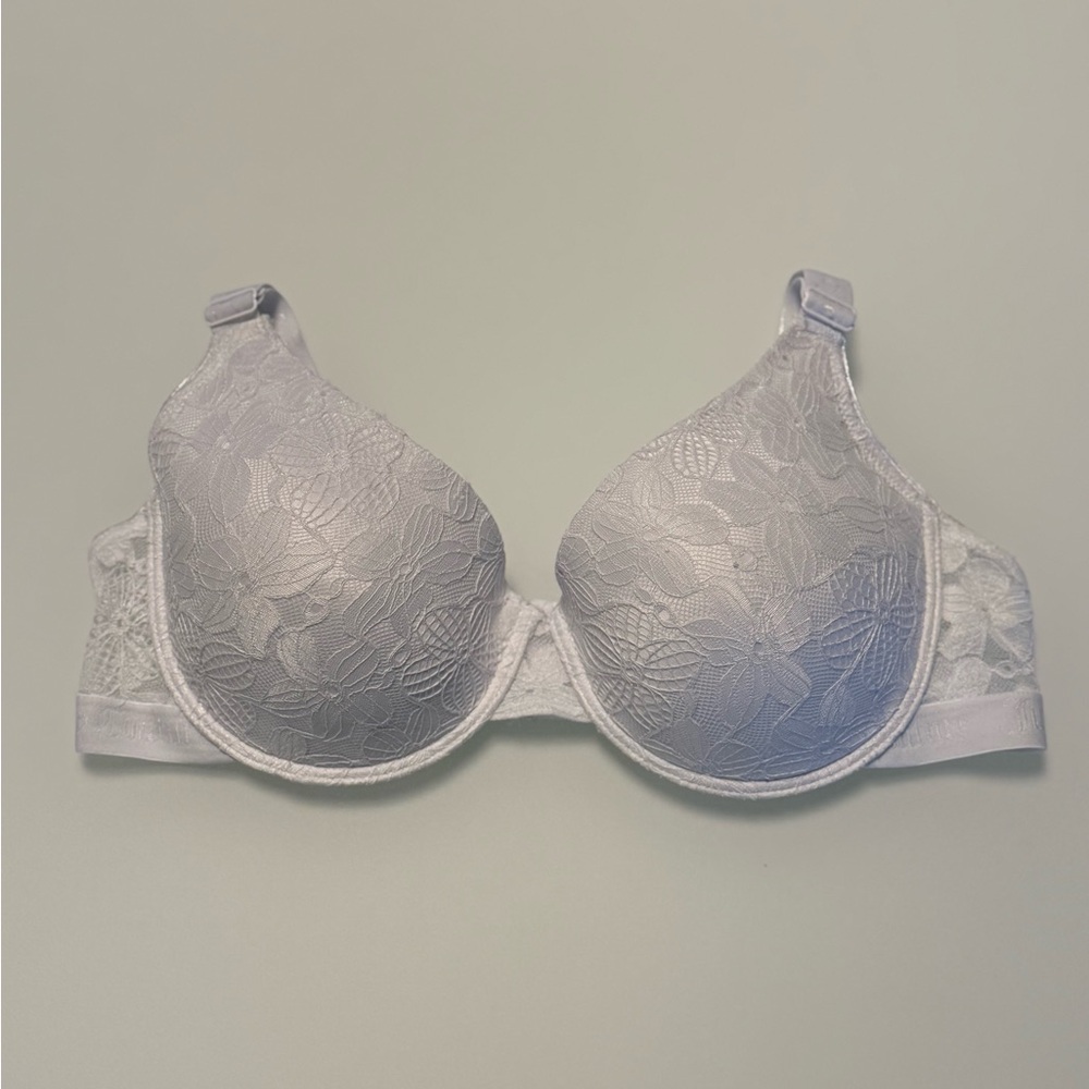 🤍 Juicy Couture White Lace Padded Underwire Bra Size 42D
